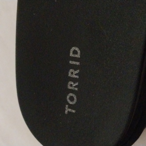 TORRID slide on chunky sole flatform slide sandals no size. - Picture 3 of 11
